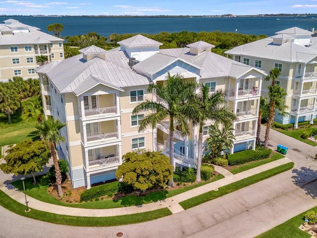 $3,000 | 7840 34th Avenue West, Unit 202, Bradenton, FL 34209