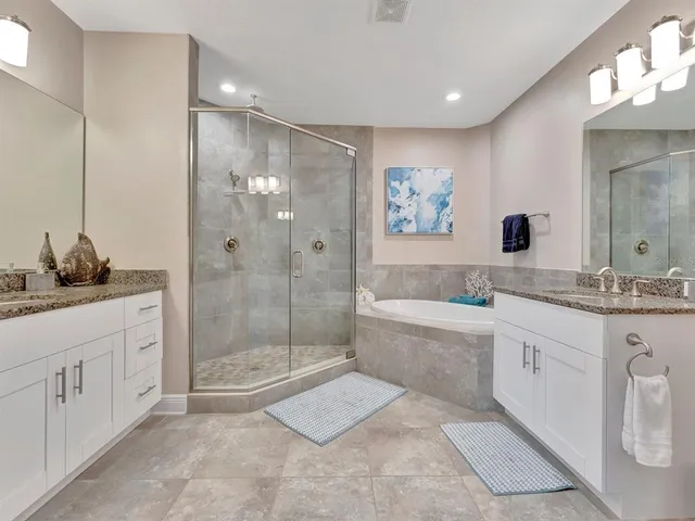 $3,000 | 7840 34th Avenue West, Unit 202, Bradenton, FL 34209