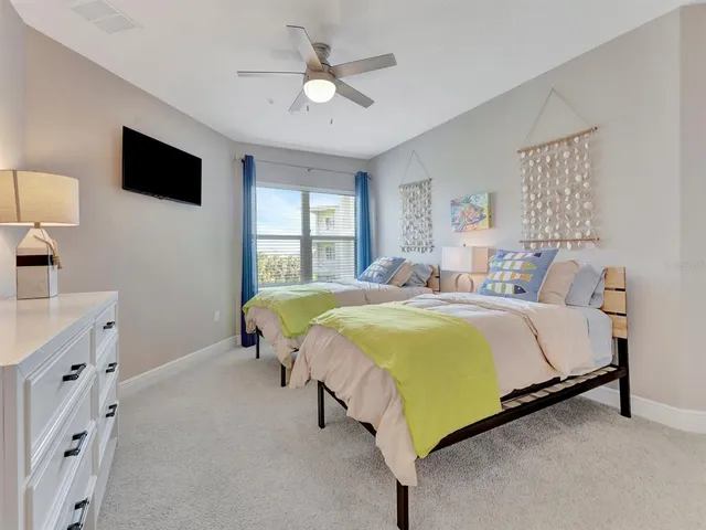 $3,000 | 7840 34th Avenue West, Unit 202, Bradenton, FL 34209