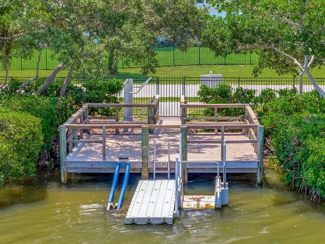 $3,000 | 7840 34th Avenue West, Unit 202, Bradenton, FL 34209