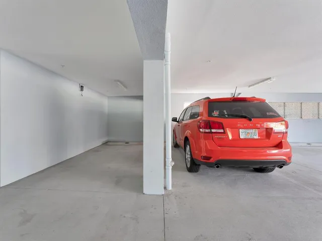 $3,000 | 7840 34th Avenue West, Unit 202, Bradenton, FL 34209