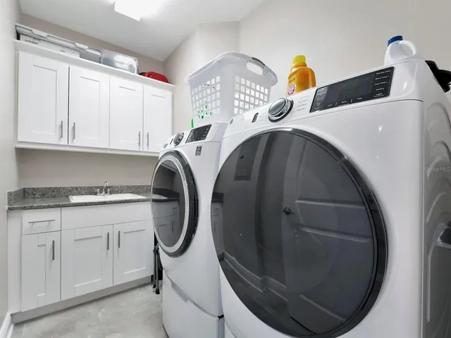 $3,000 | 7840 34th Avenue West, Unit 202, Bradenton, FL 34209