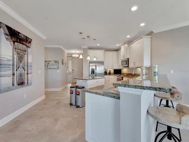 $3,000 | 7840 34th Avenue West, Unit 202, Bradenton, FL 34209