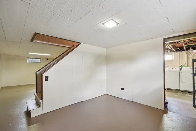 $319,900 | 6666 Ravinia Drive, Tinley Park, IL 60477