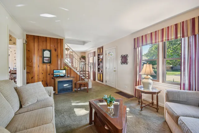 $319,900 | 6666 Ravinia Drive, Tinley Park, IL 60477