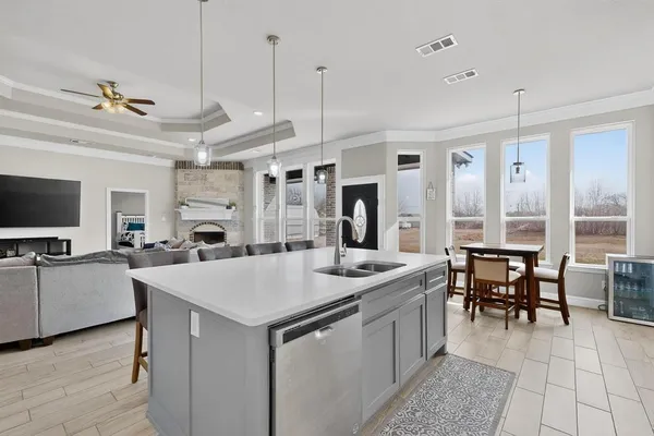 $525,000 | 129 Altom Road, Springtown, TX 76082
