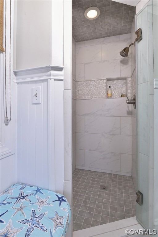 528 10th Street West Point, VA 23181 - Photo 22 of 50 a bathroom with a shower
