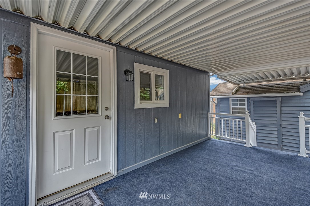12723 Northeast 199th Street Bothell, WA 98011 - Photo 27 of 34