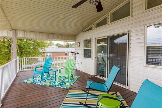 828 Sable Road Spring City, TN 37381 - Photo 20 of 32 20-All furniture stays!