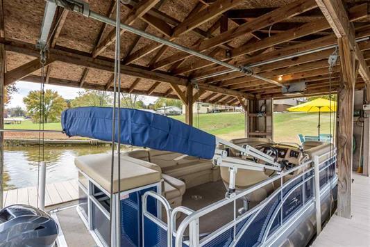 828 Sable Road Spring City, TN 37381 - Photo 3 of 32 3-Boating doesn't get old