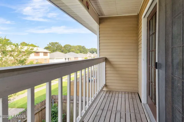 $120,000 | 200 Lodge Drive, Unit 410, Lafayette, LA 70506