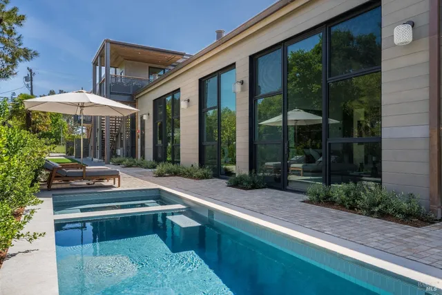 $5,500,000 | 301 1st Street West, Sonoma, CA 95476