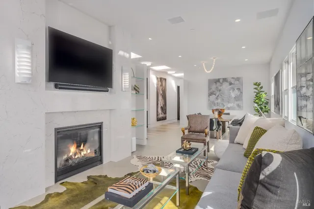 $5,500,000 | 301 1st Street West, Sonoma, CA 95476