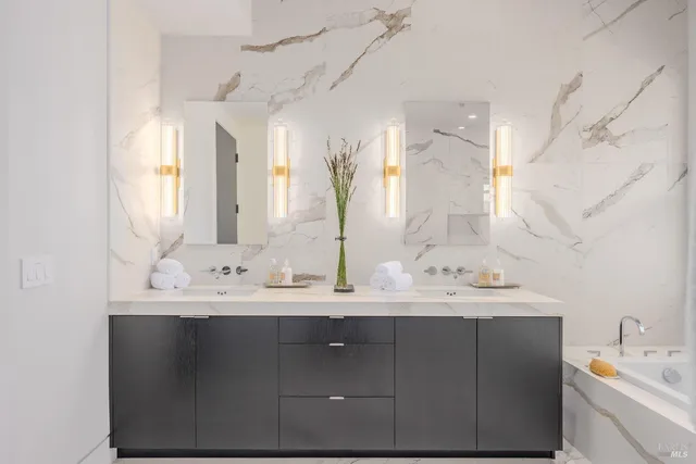 $5,500,000 | 301 1st Street West, Sonoma, CA 95476