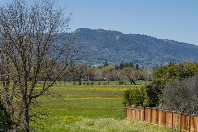 $5,500,000 | 301 1st Street West, Sonoma, CA 95476