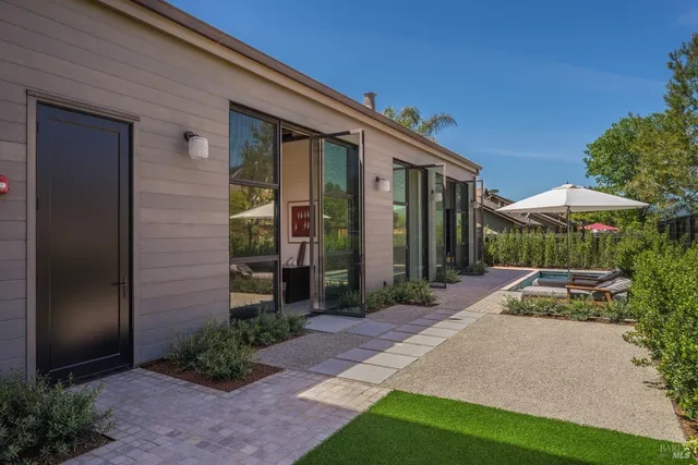 $5,500,000 | 301 1st Street West, Sonoma, CA 95476