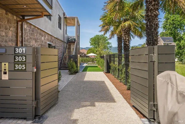 $5,500,000 | 301 1st Street West, Sonoma, CA 95476