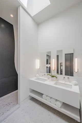 $5,500,000 | 301 1st Street West, Sonoma, CA 95476