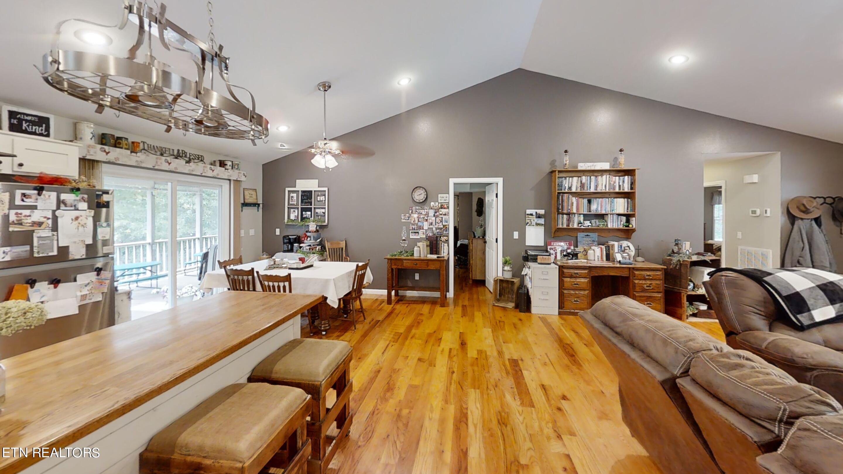 200 Pond Road Monterey, TN 38574 - Photo 26 of 37 E08FF005-50E3-430C-8ADA-16739D0FB25D