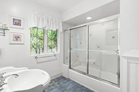 Undisclosed Address, Sag Harbor, NY 11963