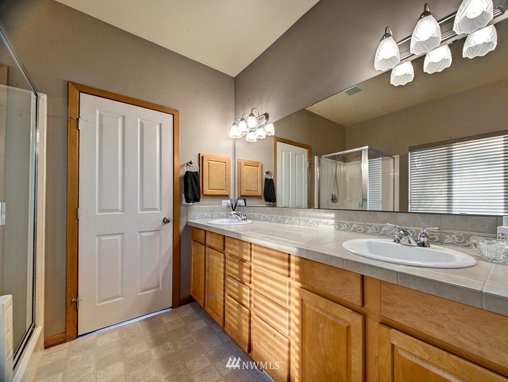 20 East Soderberg Road Allyn, WA 98524 - Photo 13 of 25 Gallery Image 13