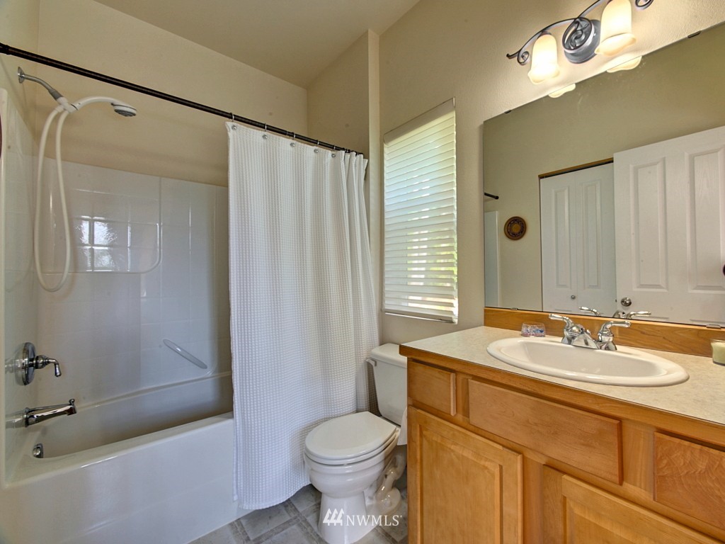 20 East Soderberg Road Allyn, WA 98524 - Photo 17 of 25 Gallery Image 17