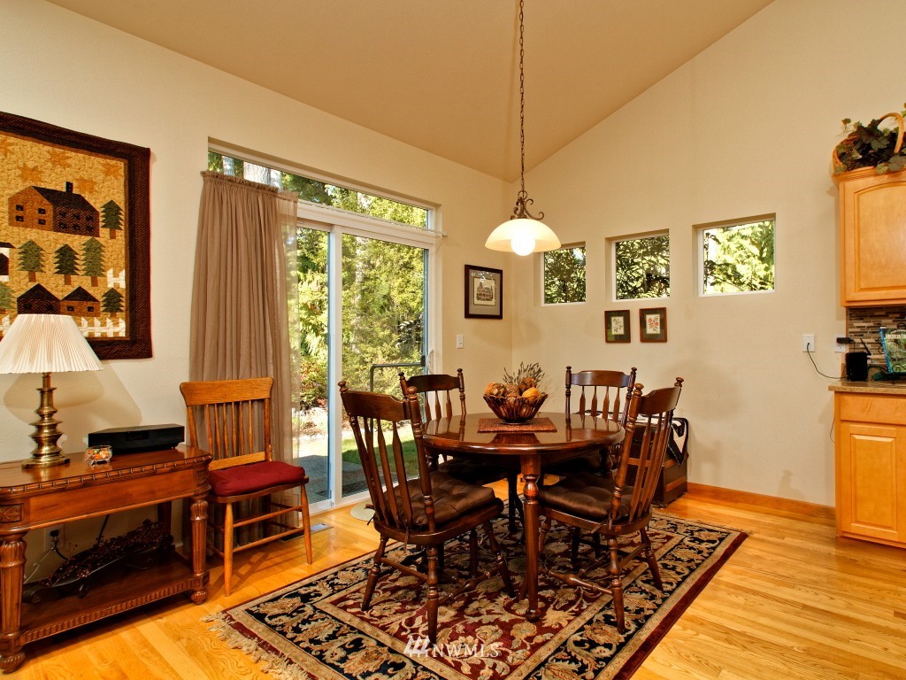 20 East Soderberg Road Allyn, WA 98524 - Photo 7 of 25 Gallery Image 7