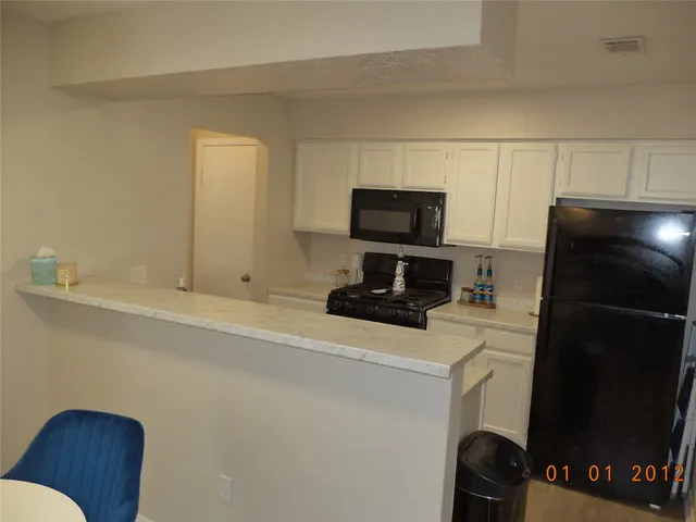 $139,000 | 2402 Sycamore Avenue, Unit B2, Huntsville, TX 77340