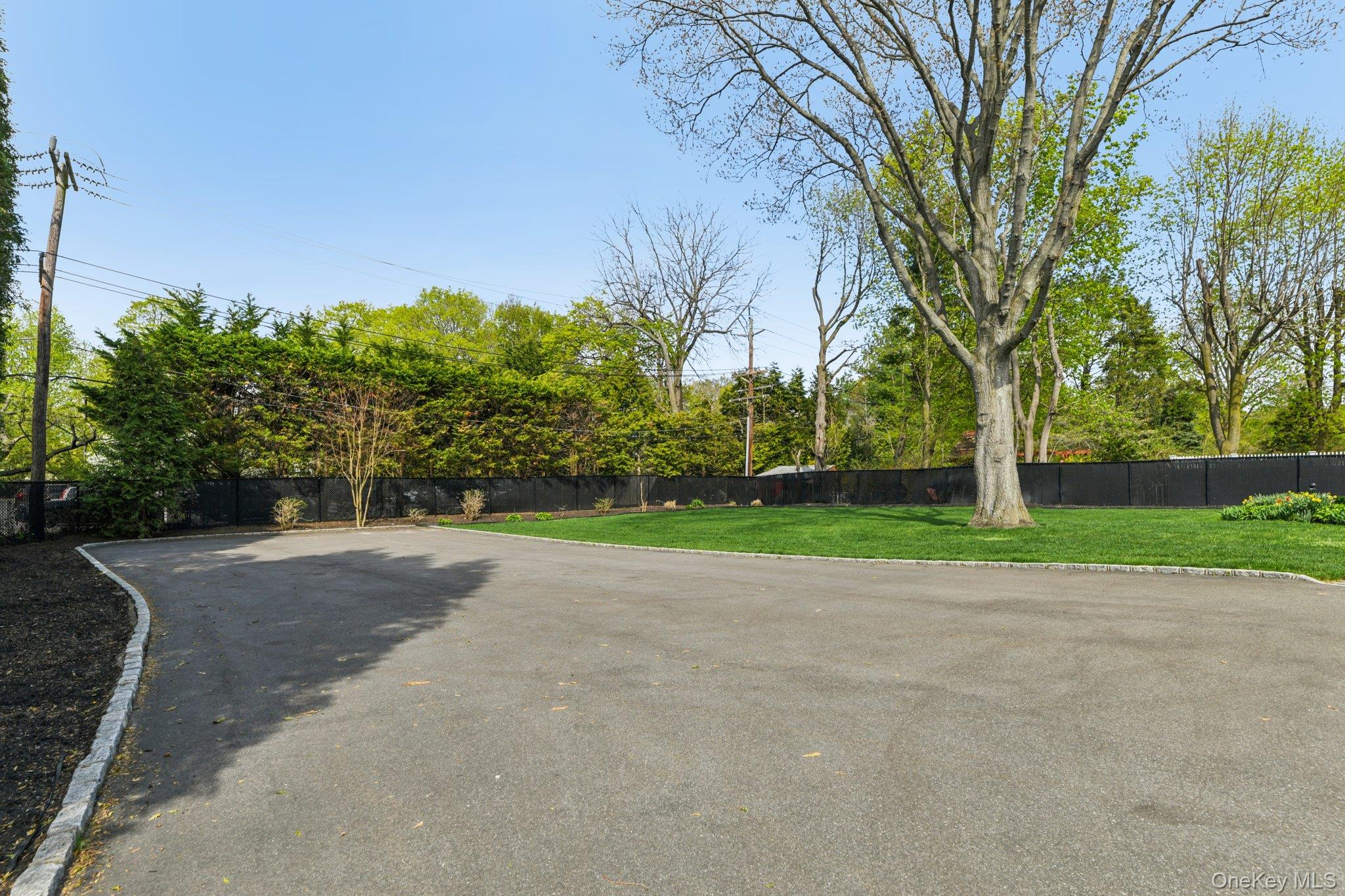1 Huntington Bay Road Huntington, NY 11743 - Photo 35 of 49