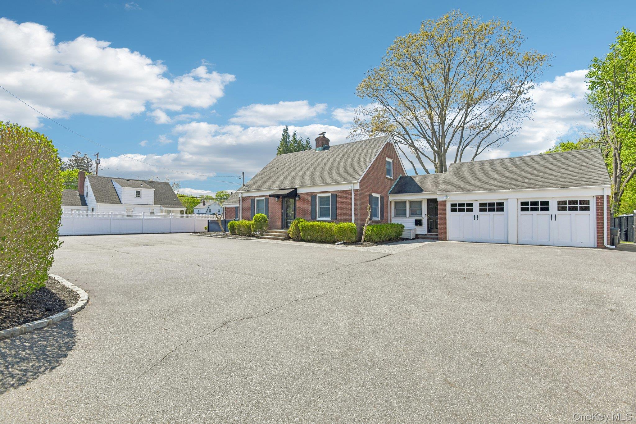 1 Huntington Bay Road Huntington, NY 11743 - Photo 44 of 49