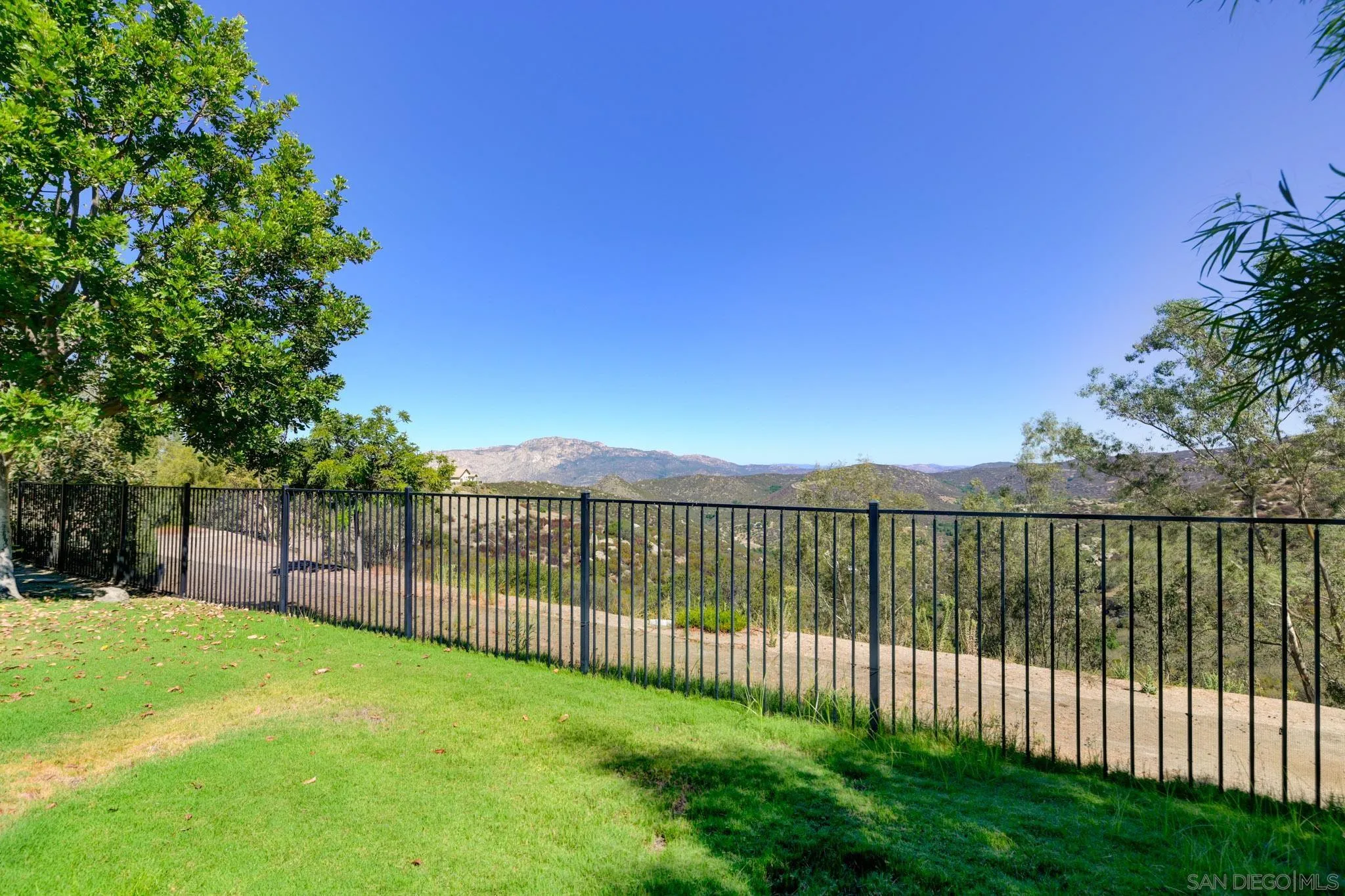 2556 Columbine Road Alpine, CA 91901 - Photo 23 of 31 Gallery Image 23