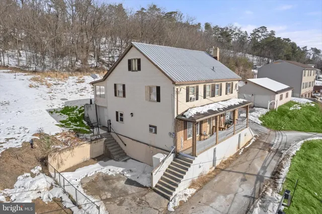 $185,000 | 212 Terrace Street, Hancock, MD 21750