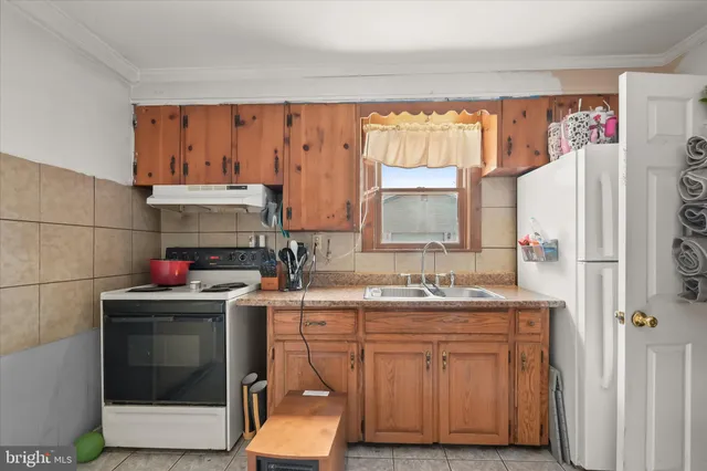 $185,000 | 212 Terrace Street, Hancock, MD 21750