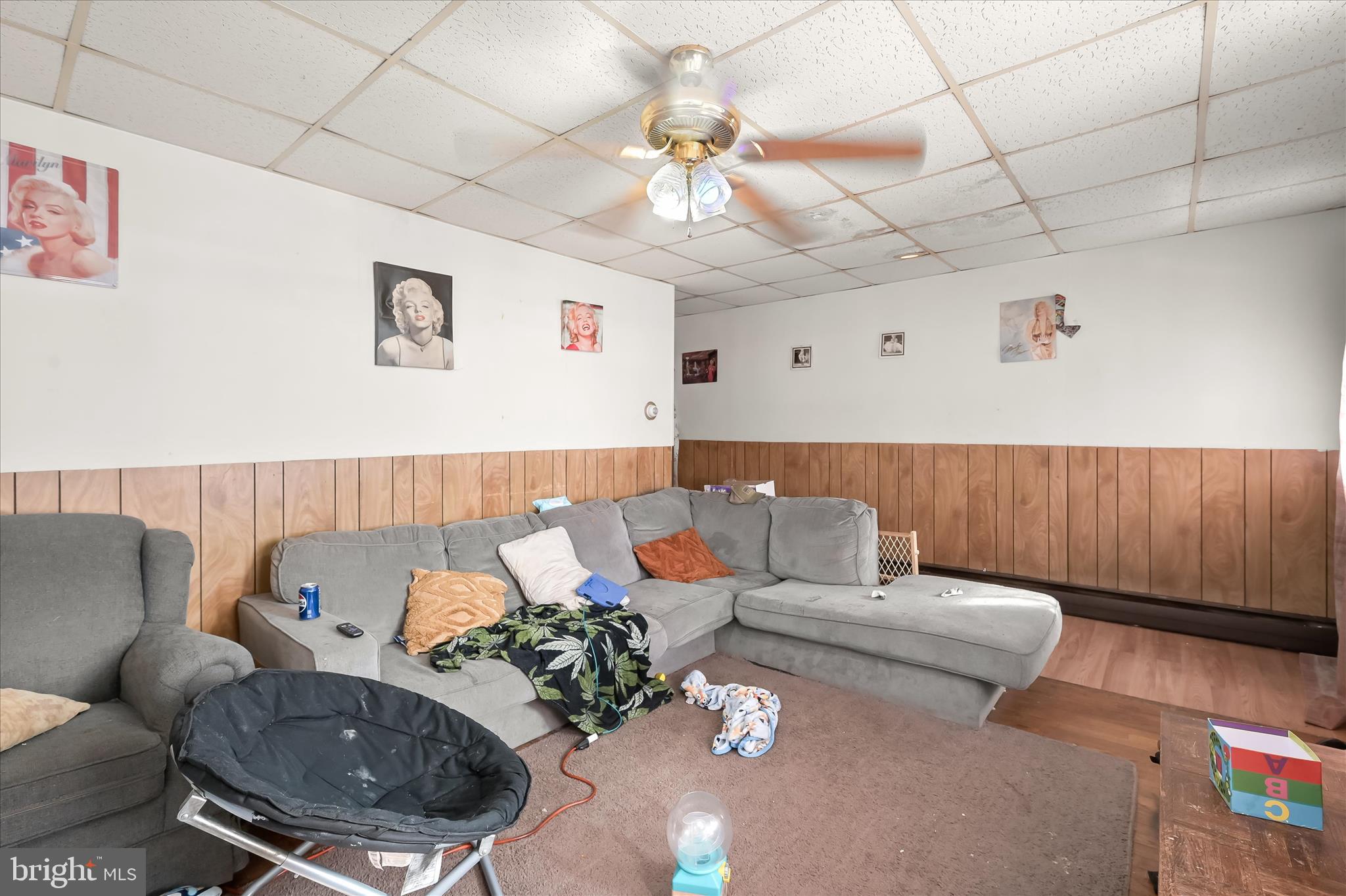 212 Terrace Street Hancock, MD 21750 - Photo 21 of 67 Unit 210 Living Room