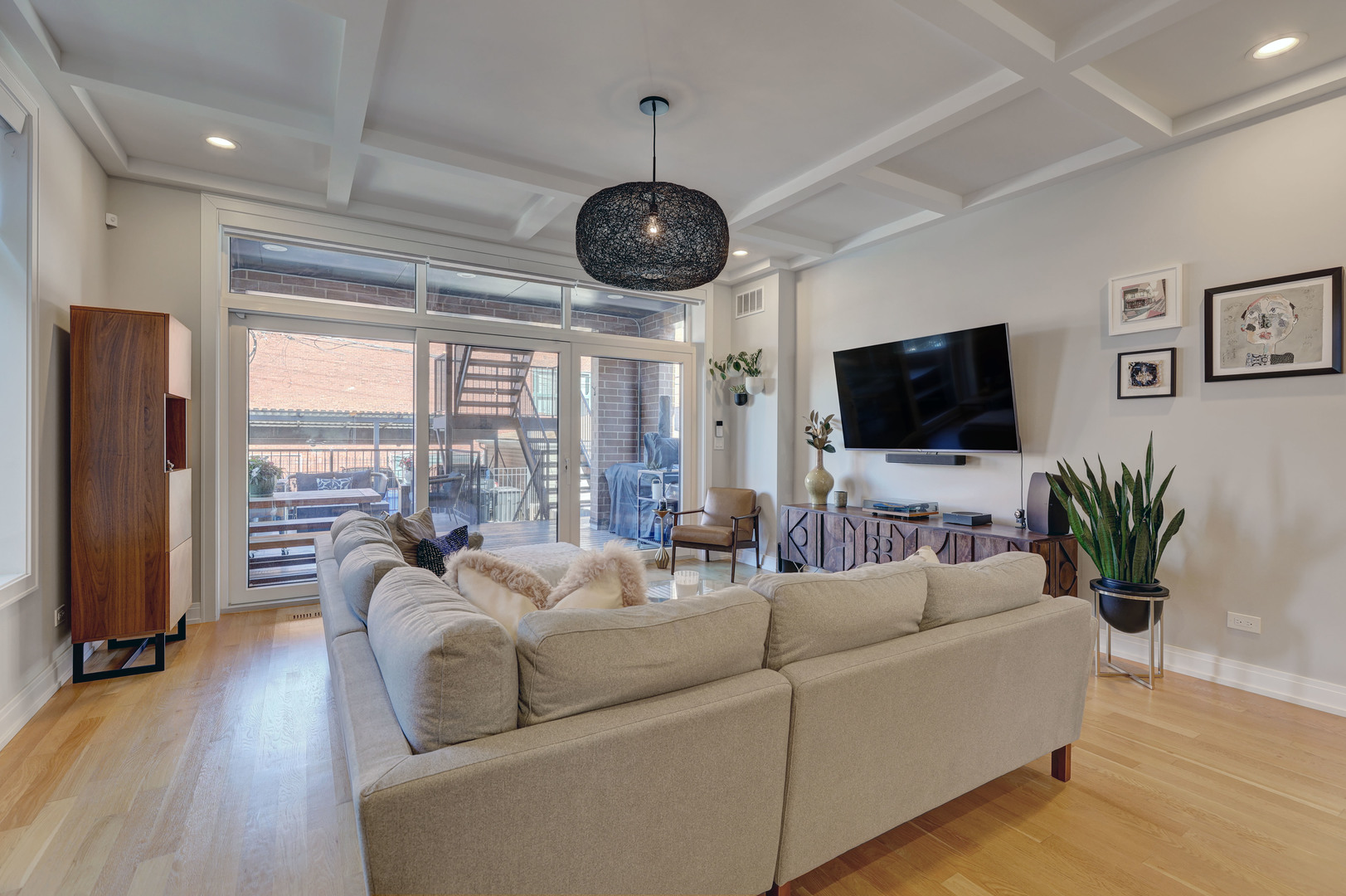 1631 South Carpenter Street, Unit 1 Chicago, IL 60608 - Photo 16 of 34