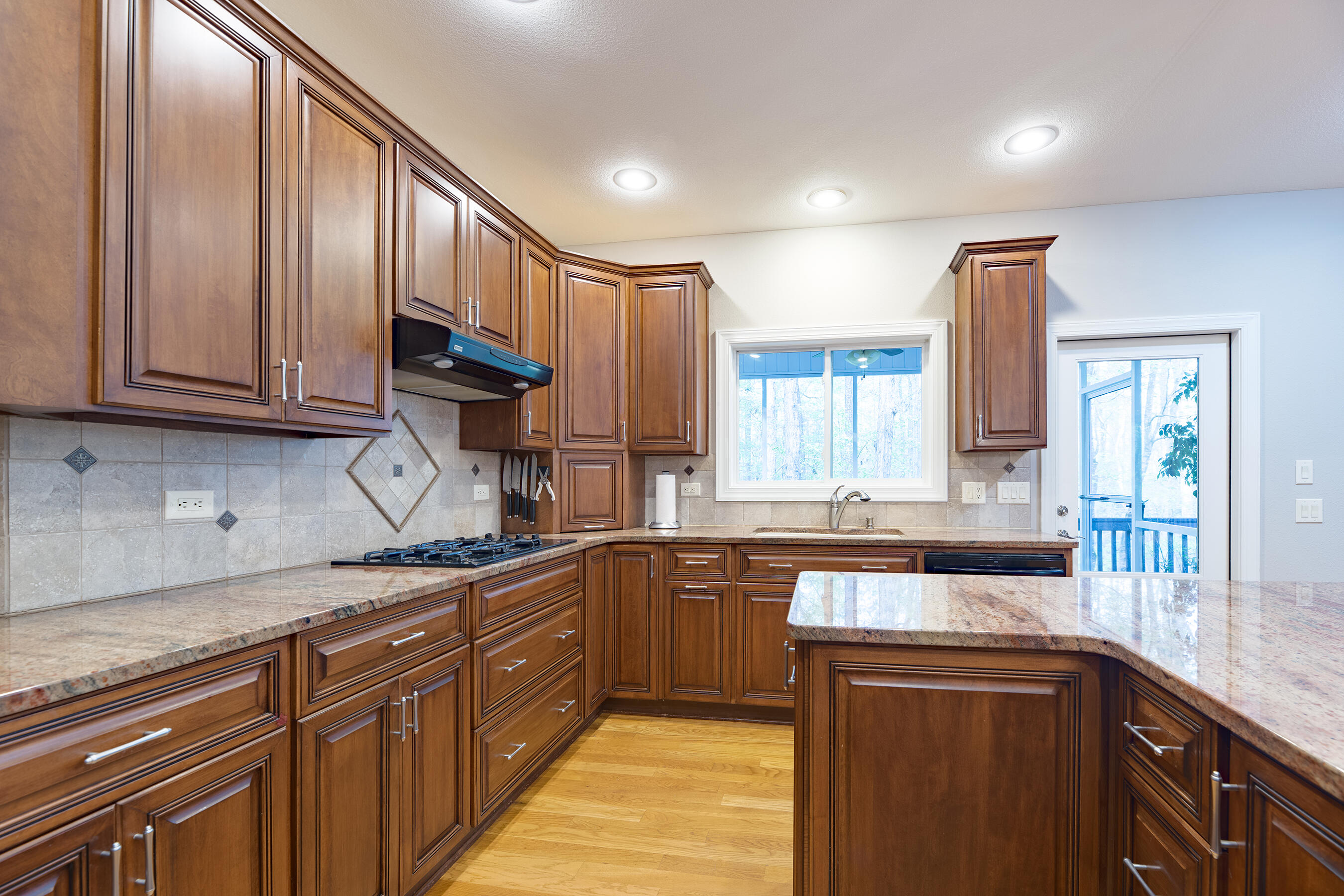 214 Holly Lane McCormick, SC 29835 - Photo 11 of 36 Kitchen