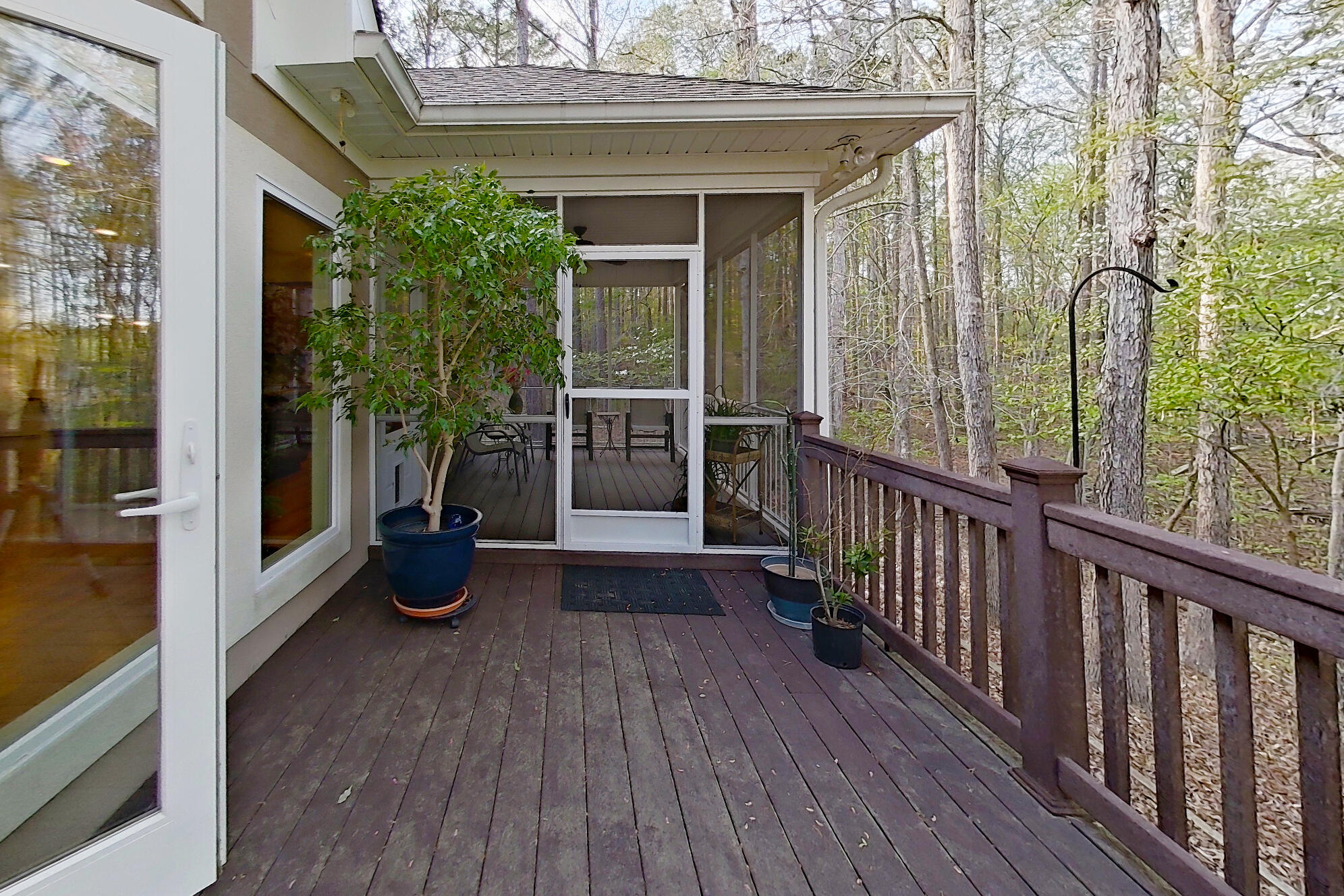 214 Holly Lane McCormick, SC 29835 - Photo 23 of 36 Main Level Deck