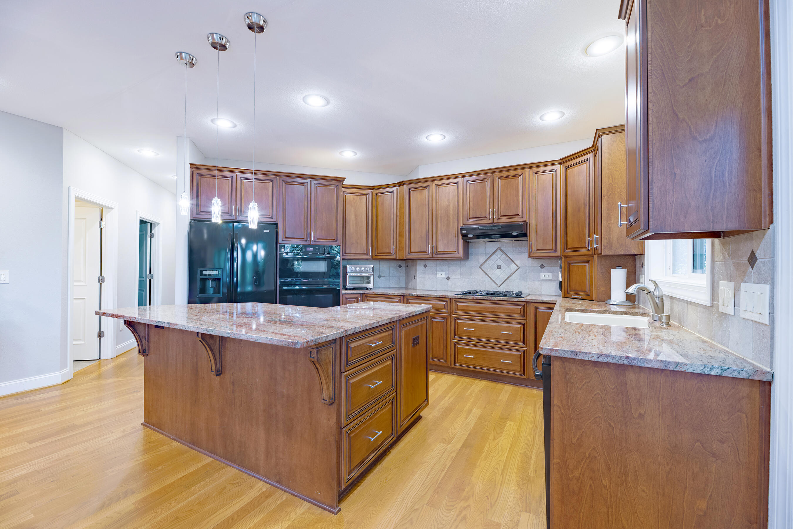 214 Holly Lane McCormick, SC 29835 - Photo 10 of 36 Kitchen