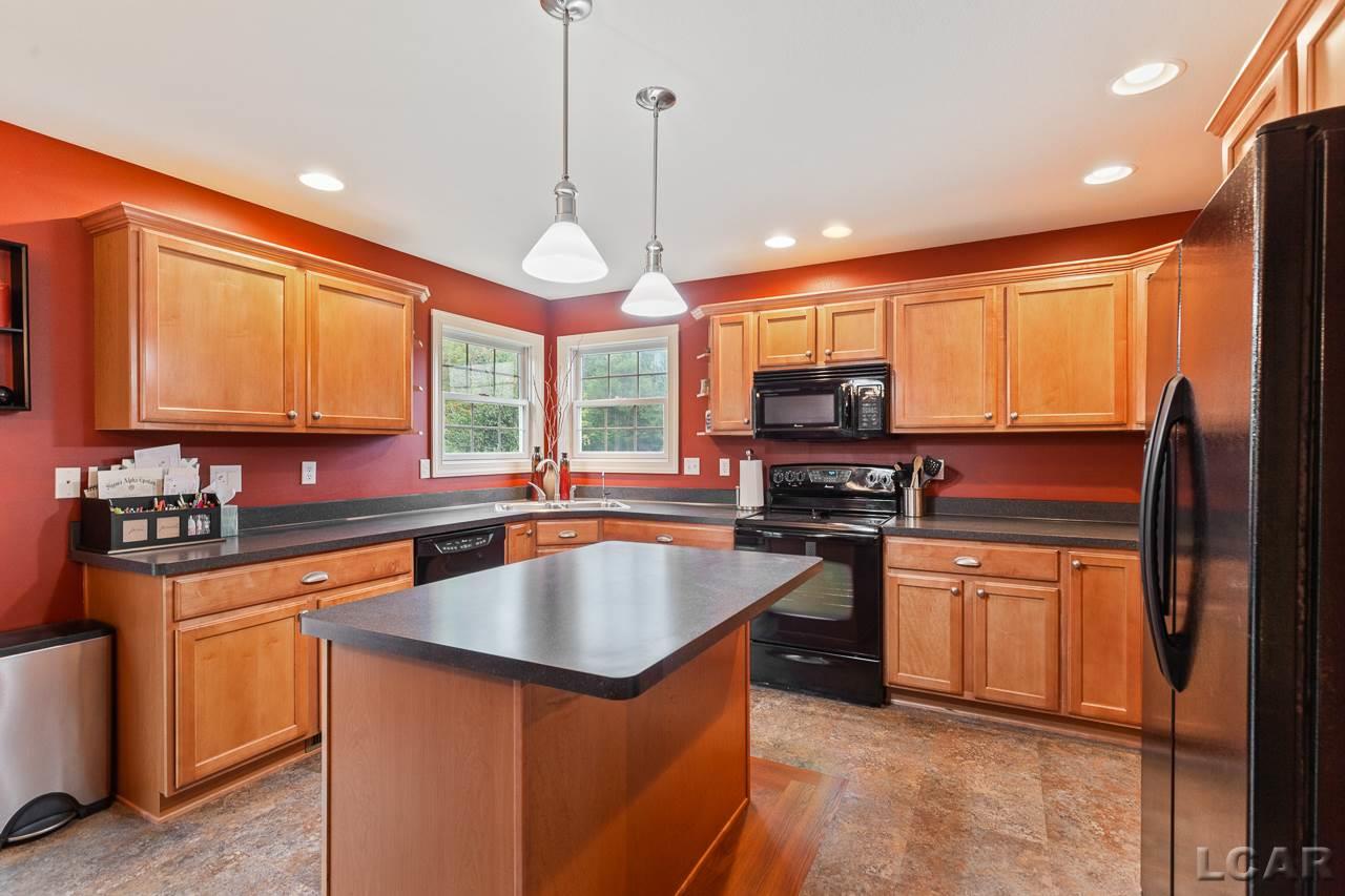 3206 Beaver Creek Road, Unit CREEKS Adrian, MI 49221 - Photo 9 of 37