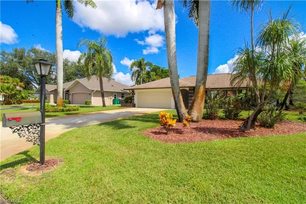 $5,500 | 213 Bay Meadows Drive, Naples, FL 34113