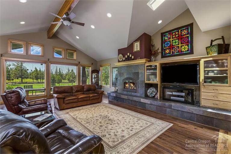 63560 Cricketwood Road Bend, OR 97701 - Photo 4 of 25 Additional Photo