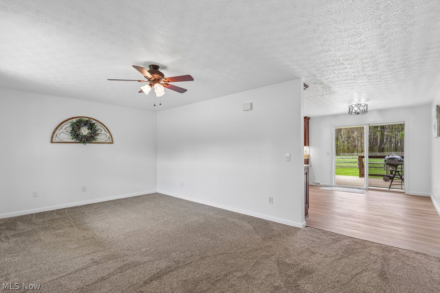 8965 Corbett Road Diamond, OH 44412 - Photo 4 of 48