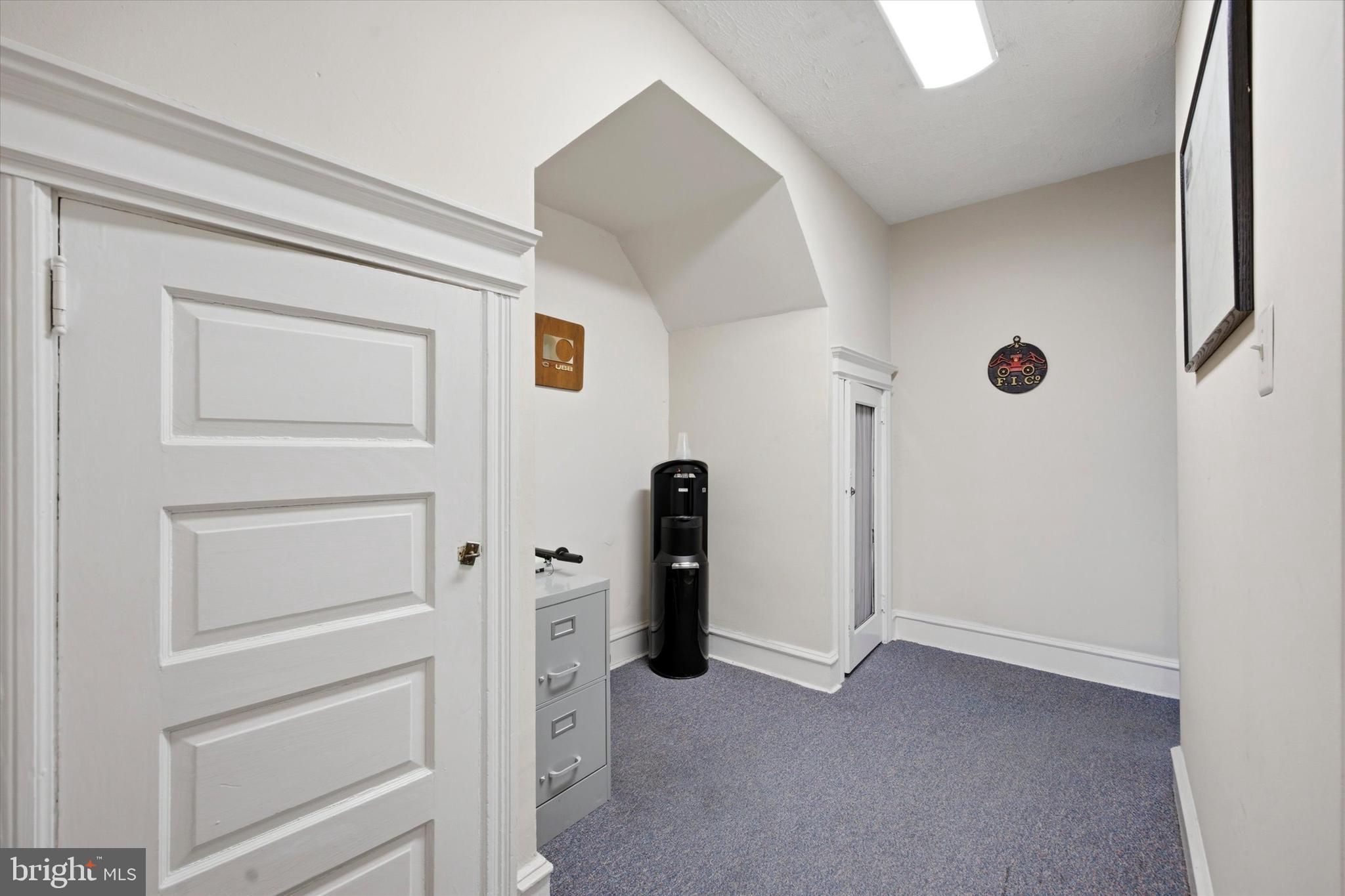 502 Darby Road Havertown, PA 19083 - Photo 11 of 32 Dining Room Partition Can Be Removed