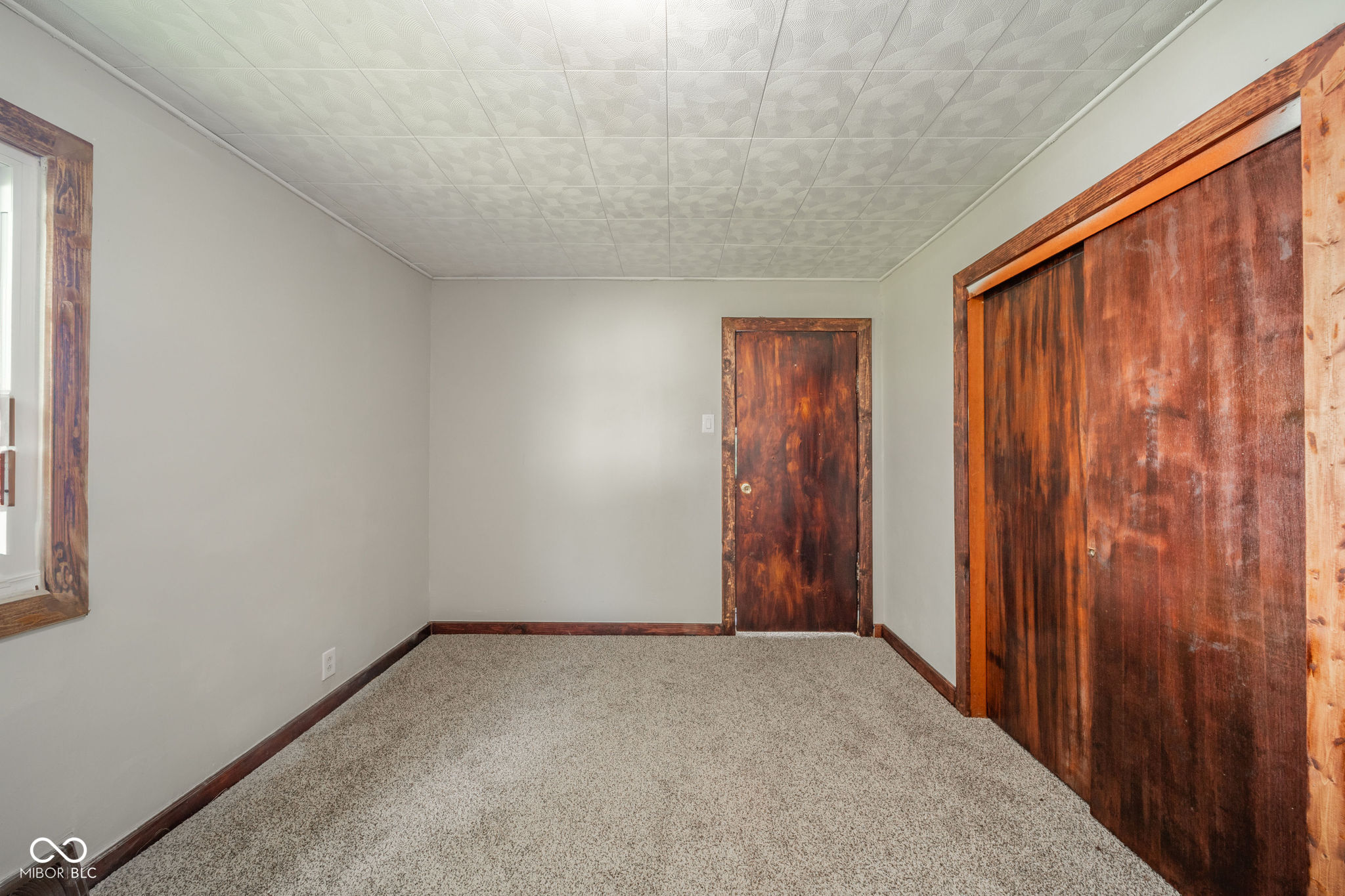 2682 Valley Grove Road Anderson, IN 46017 - Photo 14 of 27