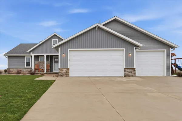 $548,000 | N9376 Dusty Drive, Appleton, WI 54915
