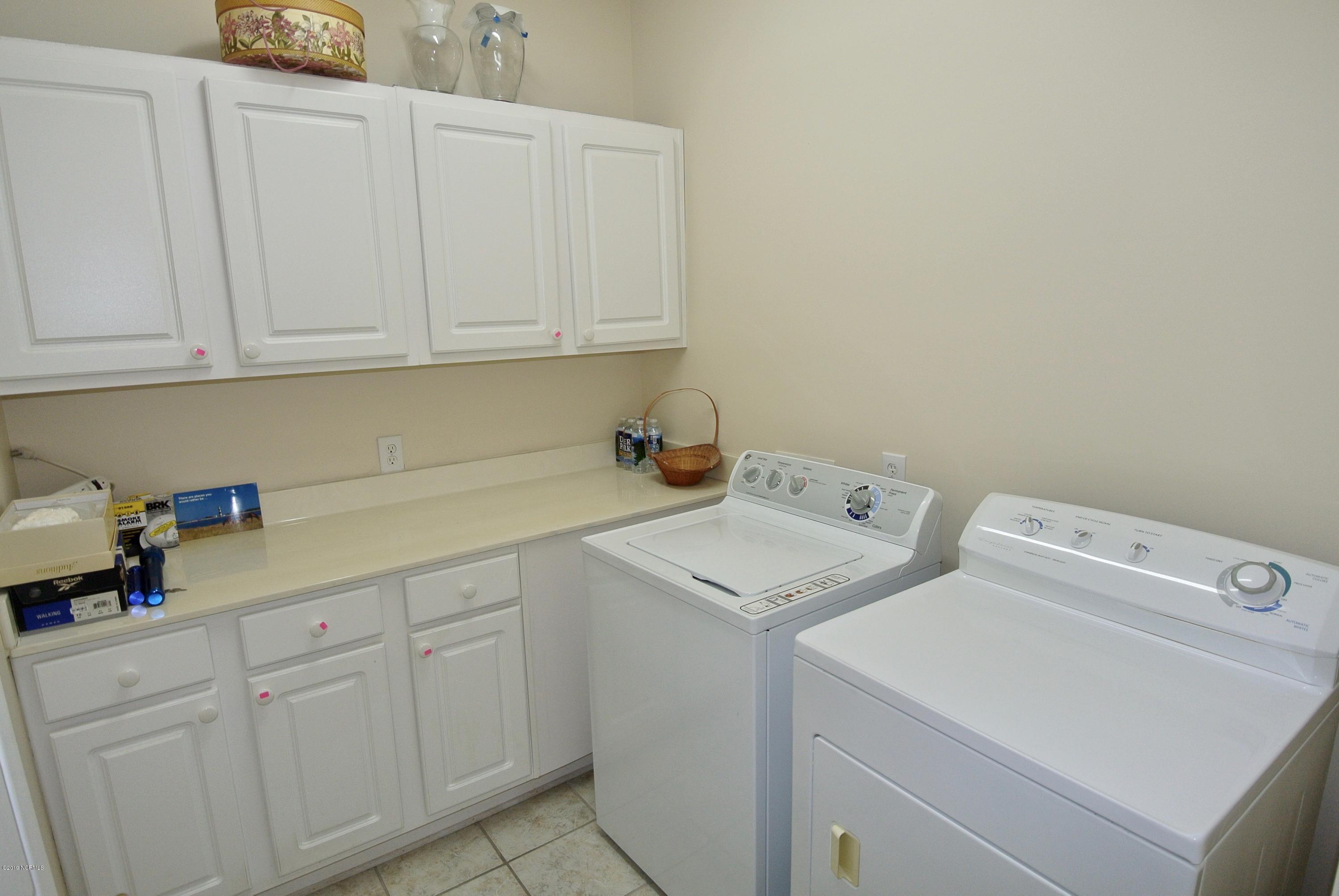 3508 Old Airport Road New Bern, NC 28562 - Photo 30 of 63 Laundry rm off of kitchen
