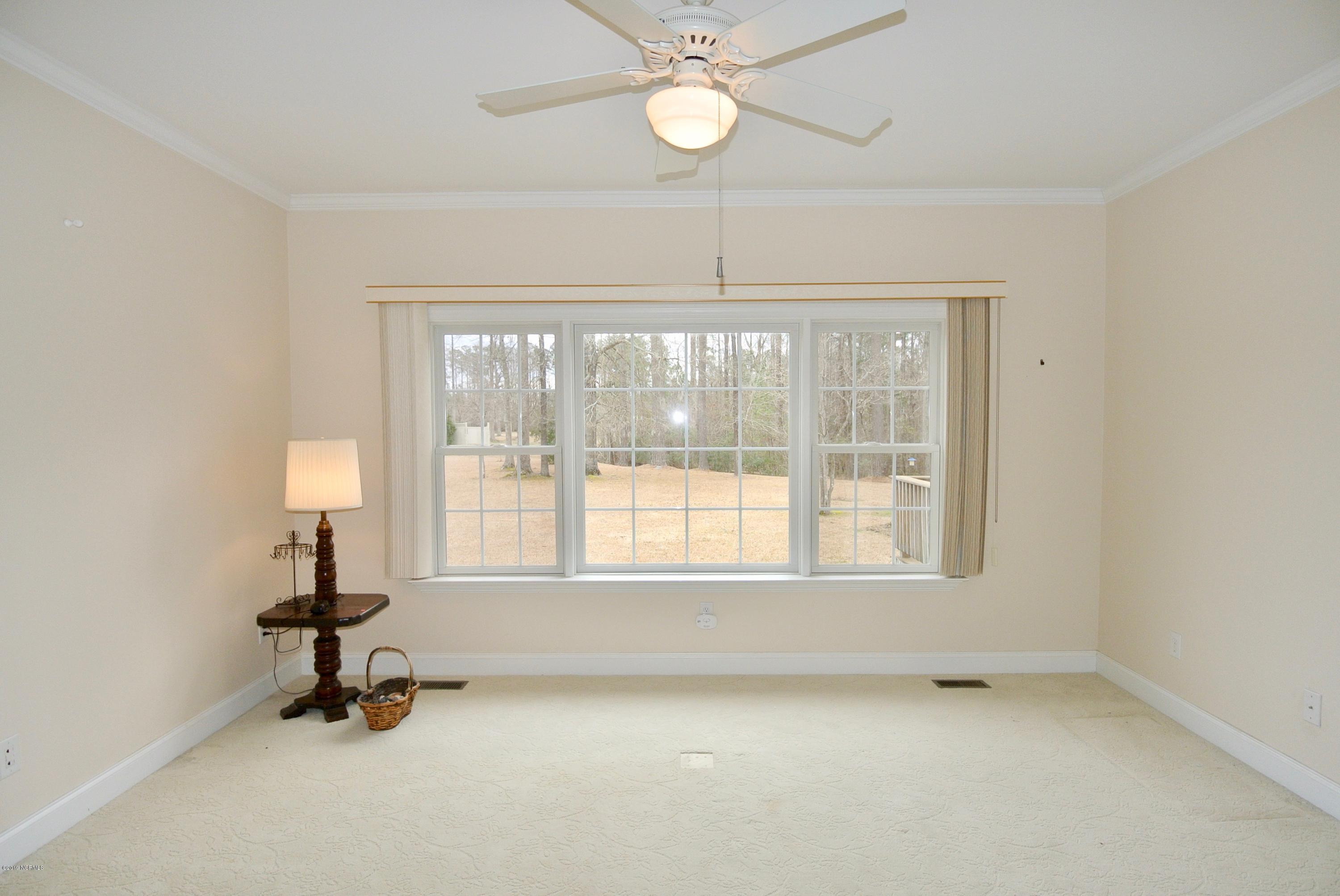 3508 Old Airport Road New Bern, NC 28562 - Photo 32 of 63 Master bedroom