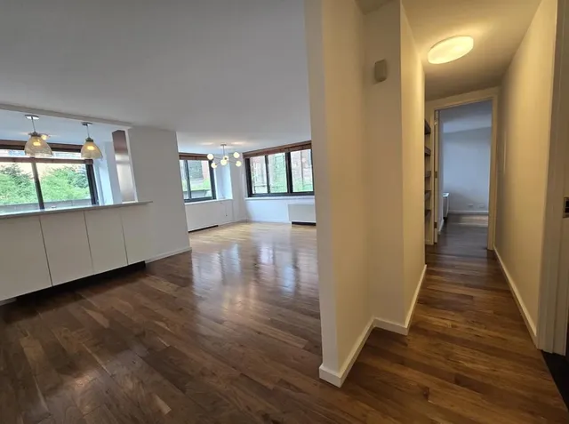 $1,600,000 | 515 East 72nd Street, Unit 4B | Lenox Hill