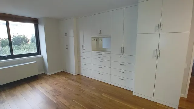 $1,600,000 | 515 East 72nd Street, Unit 4B | Lenox Hill