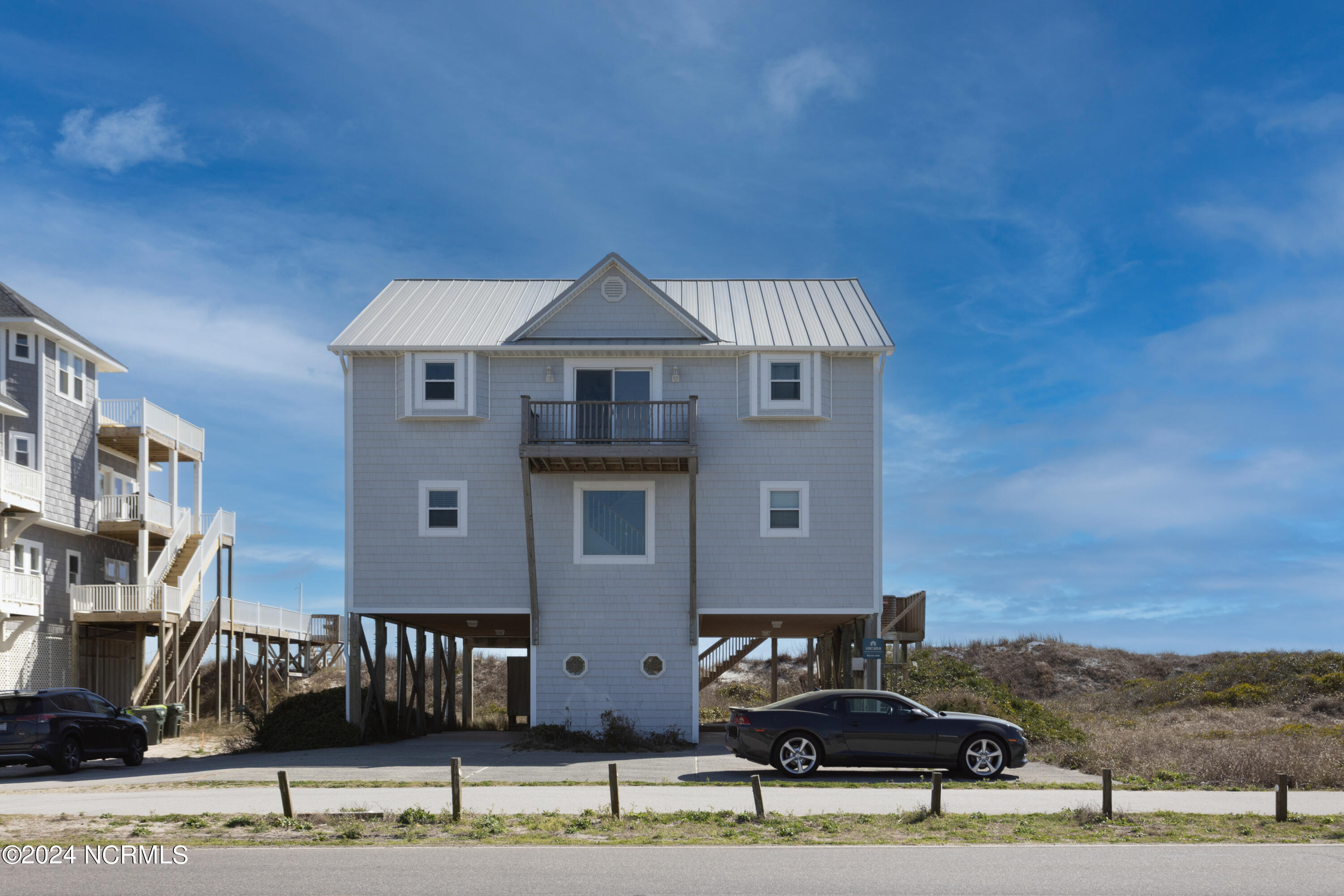 388 New River Inlet Road North Topsail Beach, NC 28460 - Photo 4 of 50 Front